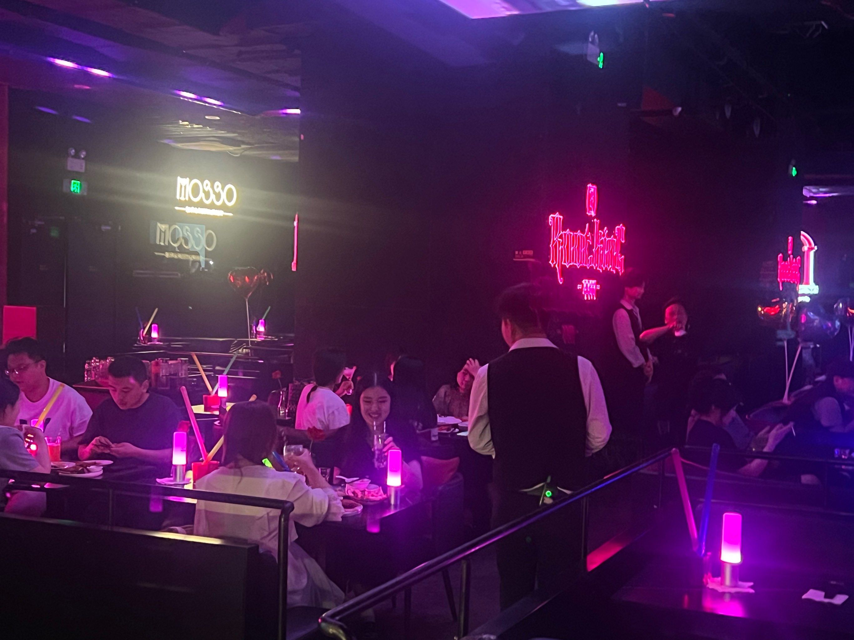 张家界商务ktv划算吗真实体验揭秘-桑植县ktv预订